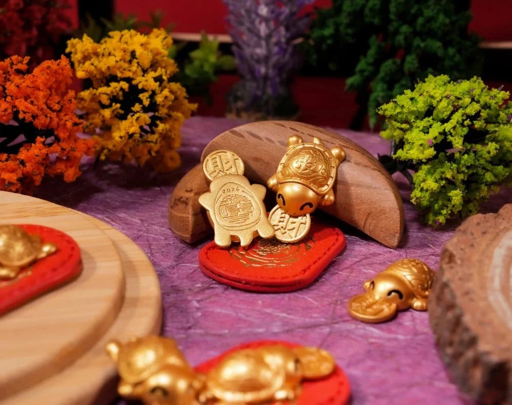 🐢2026 Golden Turtle Charm – Bites onto Luck🍀Never Lets Go!