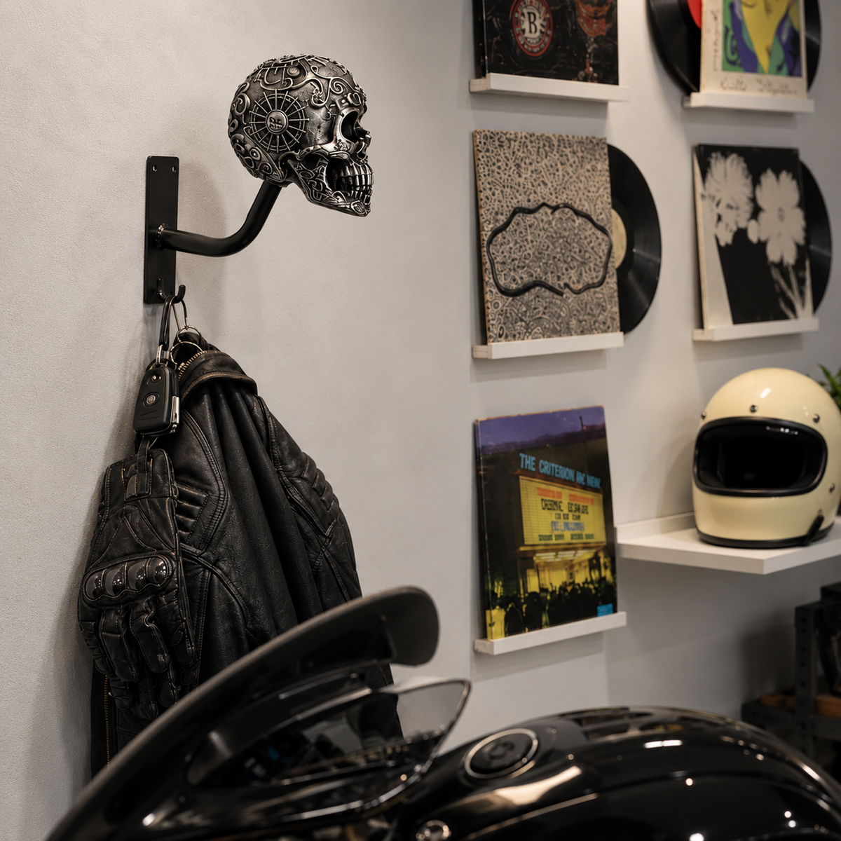 TYIIPRO™ Skull Motorcycle Helmet Holder – Punk Skull Wall Mount Rack for Helmets, Jackets & Garage Decor